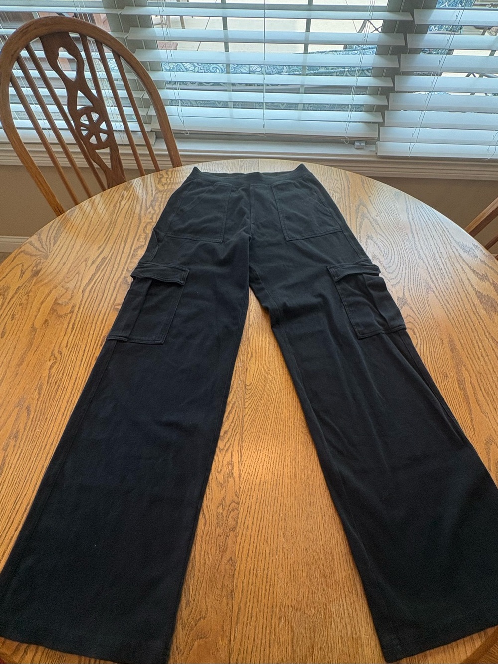 HALARA Hi Waist Wide Leg Pull On Black Cargo Utility Pants MP M Petite Travel